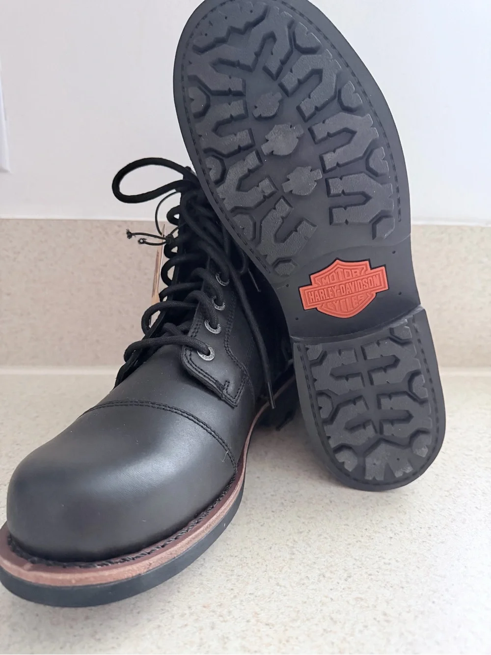 Harley-Davidson Black Leather Lace-Up Motorcycle Boots with Brown Trim